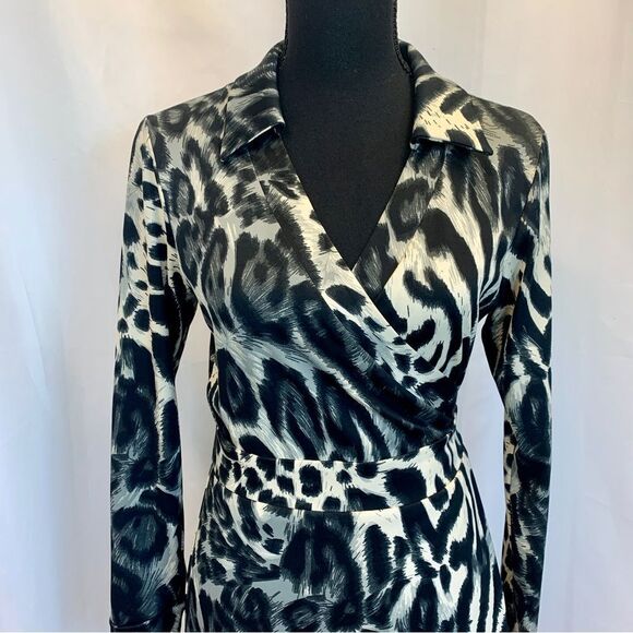 Femme de carriere leopard wrap dress Sz M Black gray white - Picture 2 of 11